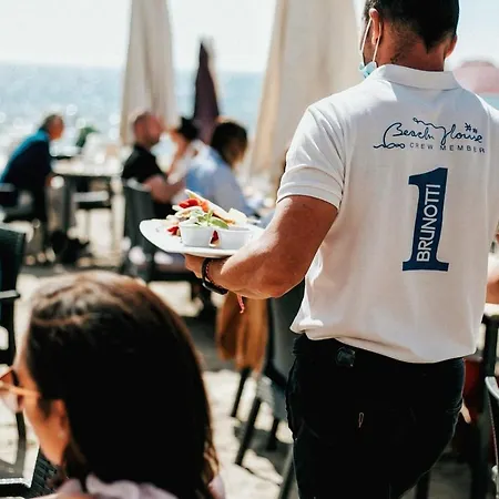 The By The House 4* Marbellac