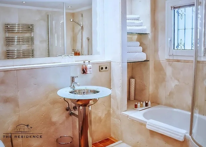 The By The House 4*