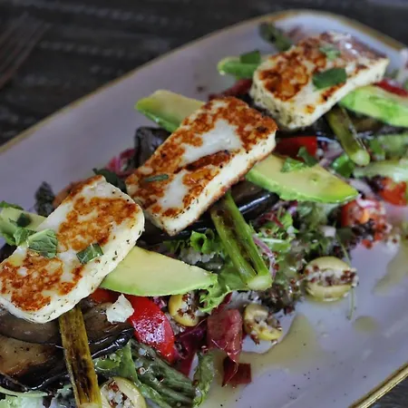 The By The House 住宿加早餐酒店 马尔韦利亚