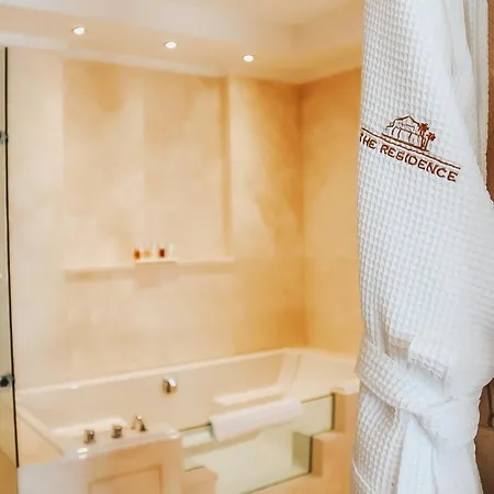 Bed & Breakfast The By The House Marbella