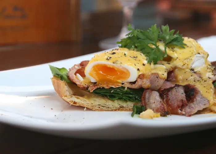 Bed and Breakfast The By The House Μαρμπέλλα